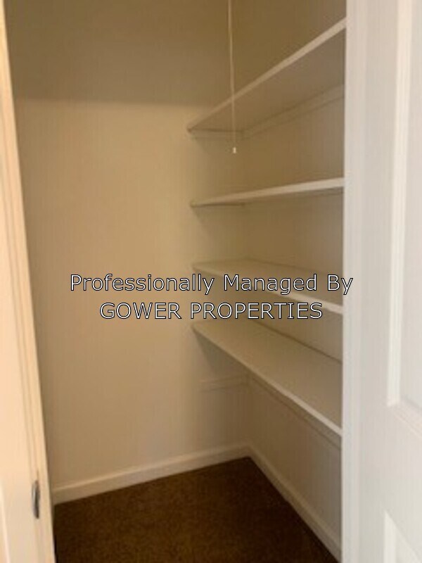 Building Photo - 3348 Landess Ave