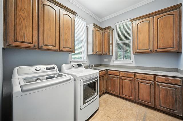 Building Photo - 959 Roxbury Way