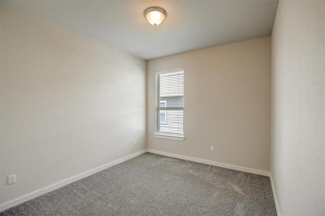 Building Photo - 216 Trellis Blvd