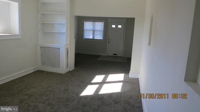 Building Photo - 5370 Lebanon Ave