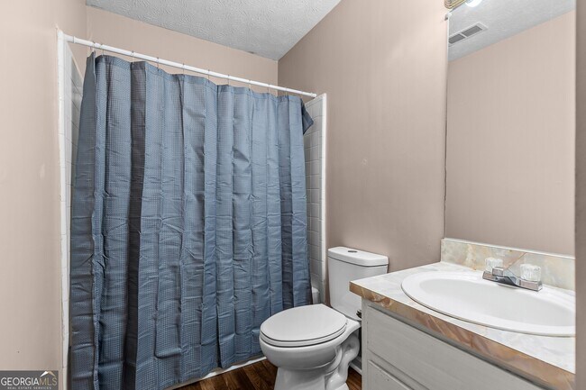 Building Photo - 236 Mateo Walk