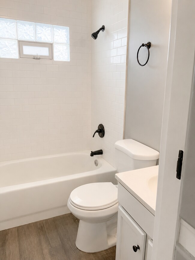 Building Photo - Beautifully Renovated 2BR Home with Stunning Backyard & Modern Kitchen