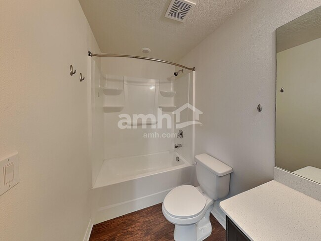 Building Photo - 833 Chatham Walk Dr