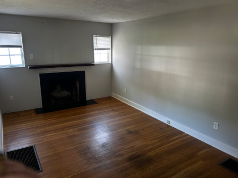 Building Photo - 4014 Springhill Rd
