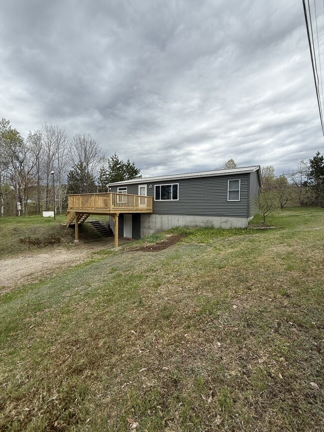 Building Photo - 869 Valley Rd