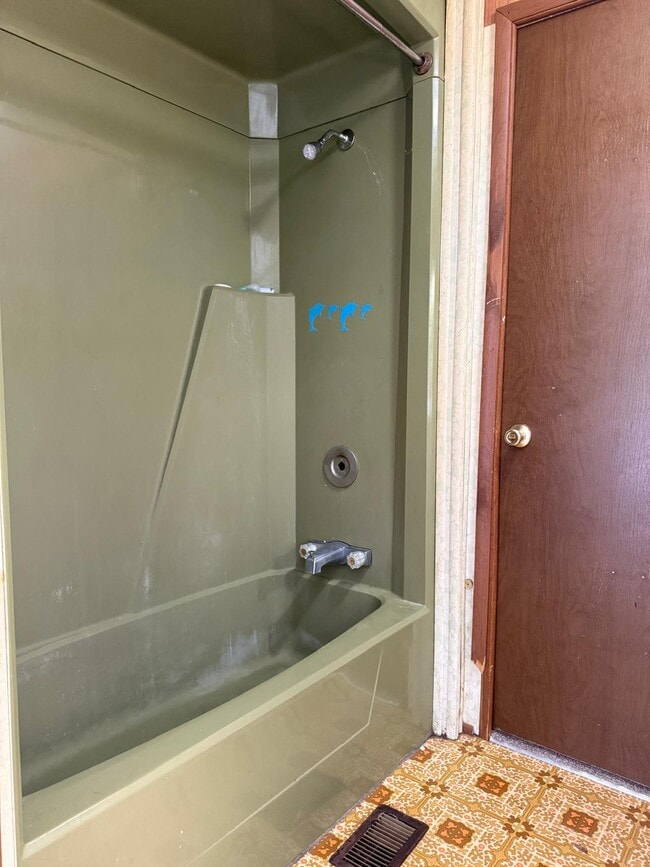 Building Photo - 32387 State Rte 3