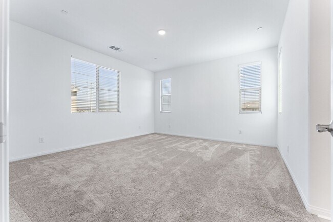 Building Photo - 16616 Strategy Pl