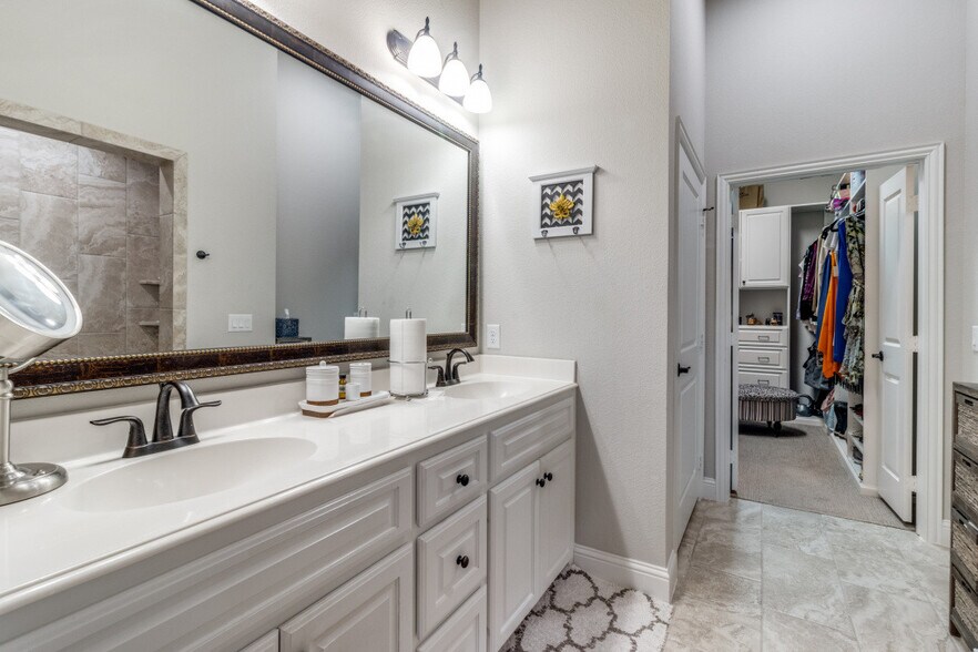 Dual Sink in Master - 3770 Marigold Ln