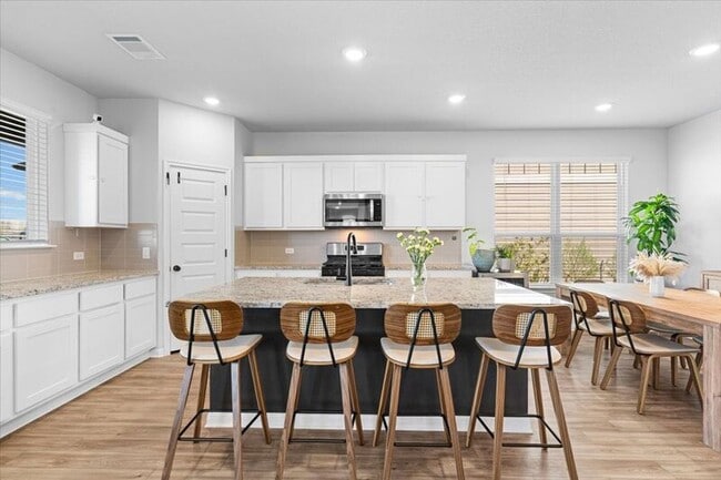 Building Photo - 2120 Alice Jay Wy