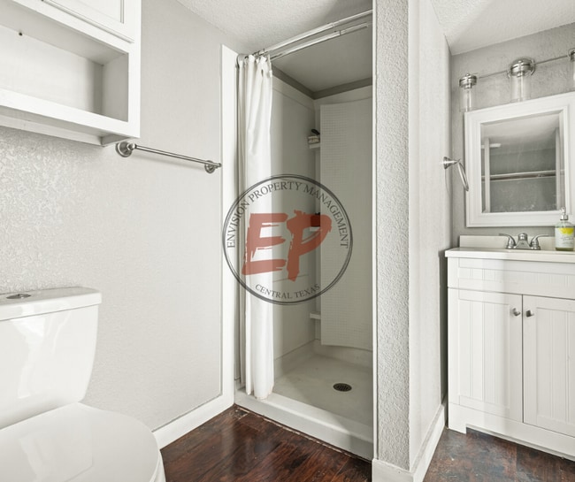Building Photo - 516 N 31st St