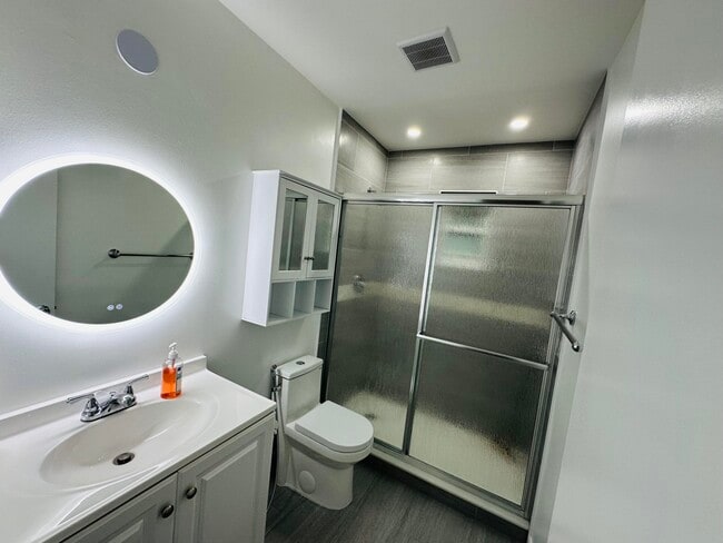 Building Photo - 1659 Magnolia Ln