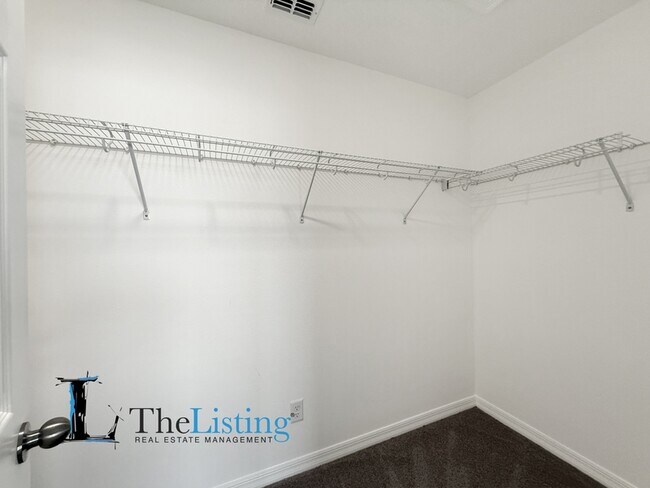 Building Photo - 3023 Adams Cross Dr