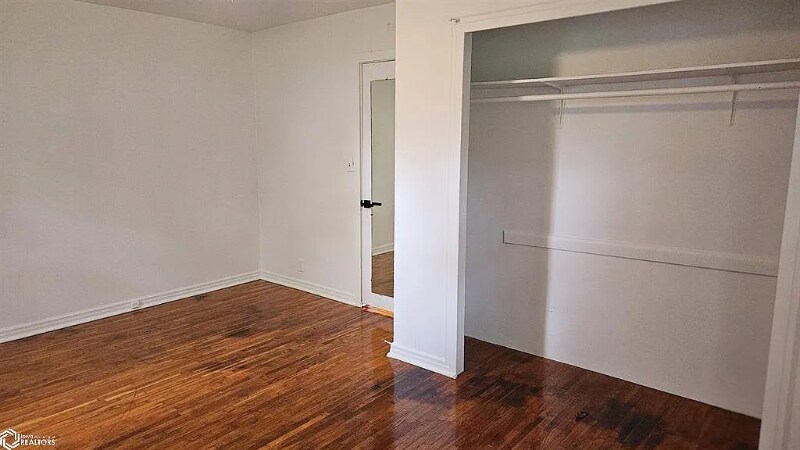 Building Photo - 107 E Vest St