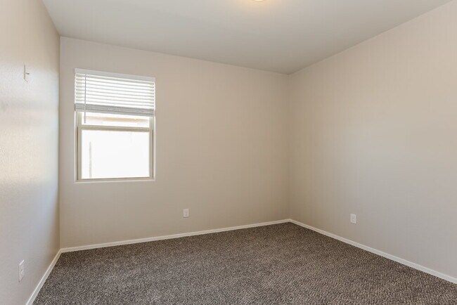 Building Photo - 25444 W Darrel Dr