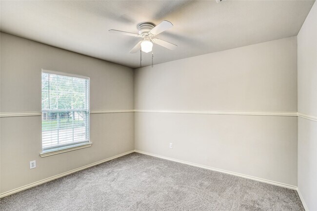 Building Photo - 20527 Port Bishop Ln