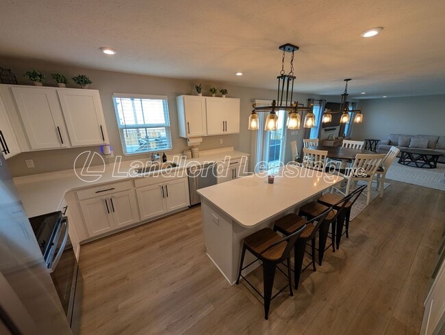 Building Photo - New Construction 5-Bedroom with Upgrades in Amherst Schools