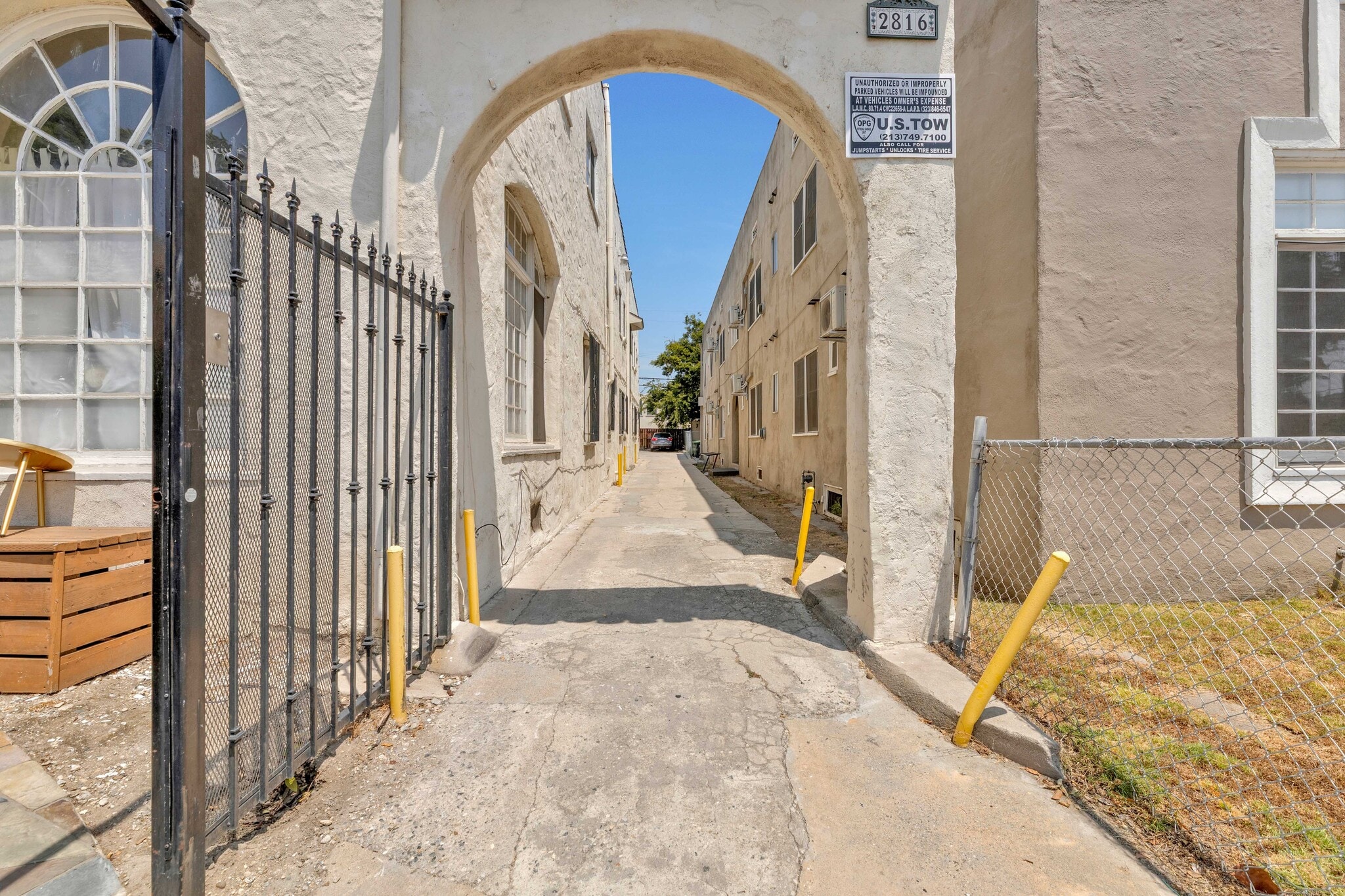 Building Photo - 2816 Ellendale Pl