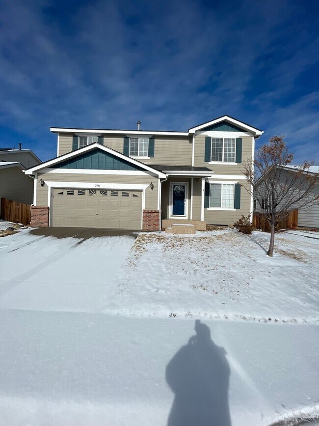 Building Photo - Spacious and Bright with a GREAT YARD,4bd/3.5 ba Home in Northglenn, Near Parks, New Paint and Ca...