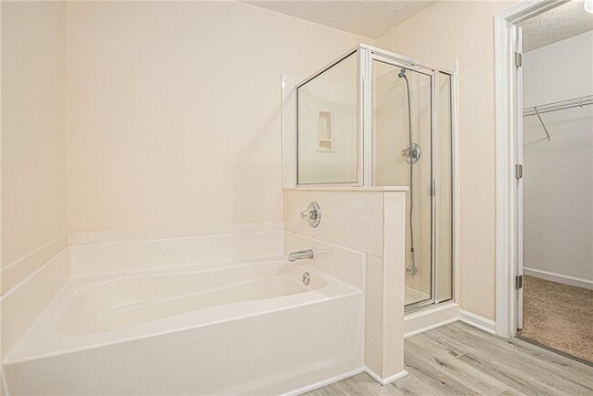 Building Photo - 2279 Hawks Bluff Trail NW