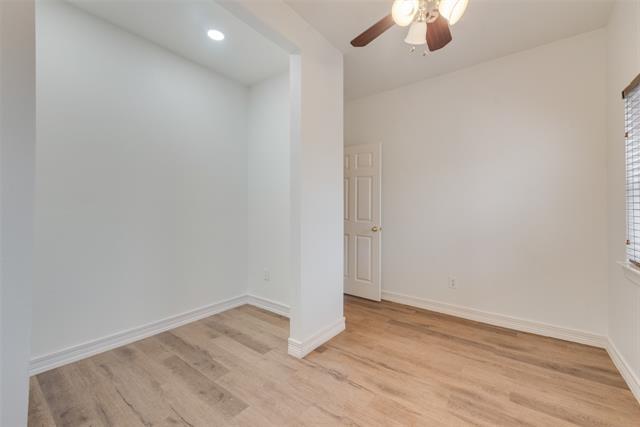 Building Photo - 3207 Cole Ave