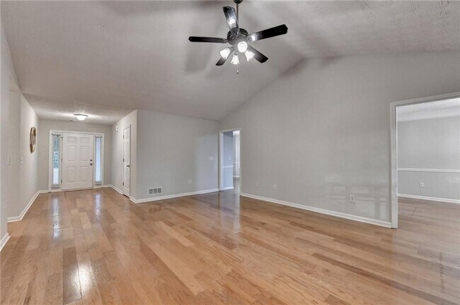Building Photo - 310 Andrew Ridge Dr