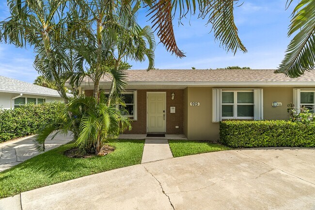 Building Photo - 925 Turtle Cove Ln