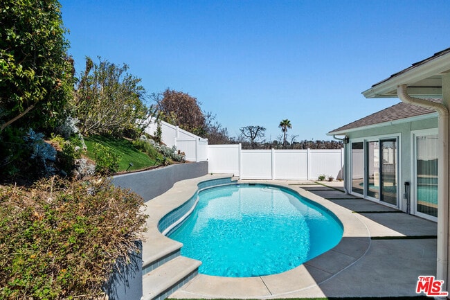 Building Photo - 18133 Wakecrest Dr
