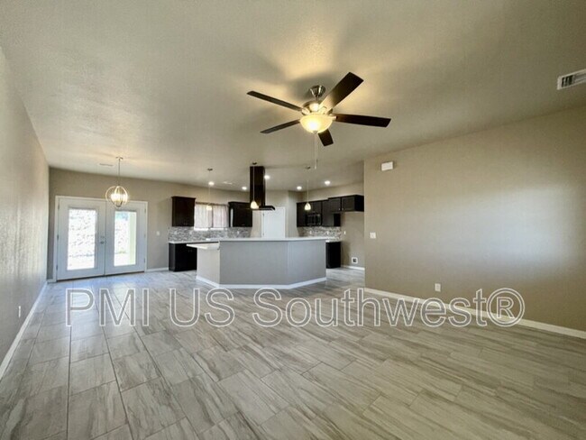 Building Photo - 2265 E Robby