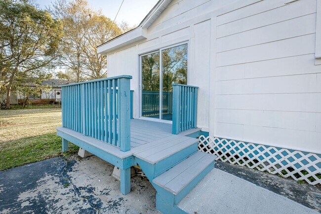 Building Photo - Fully remodeled home for rent!