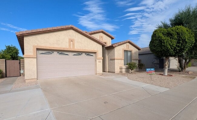 Building Photo - 3 Bedroom Home in Dobson Place Community N...