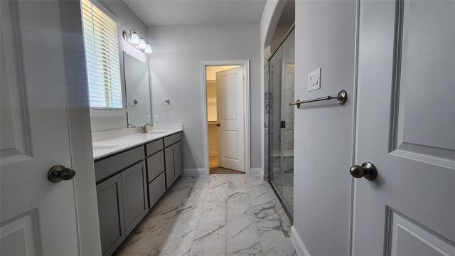 Building Photo - 2317 Miramar Dr
