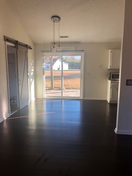 Dining Room - 3104 Harvest Rd