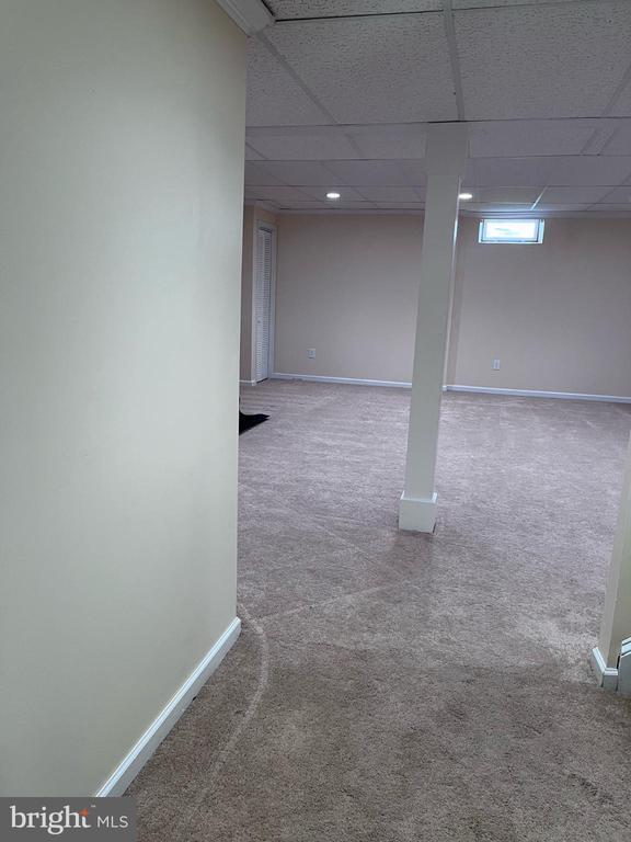 Building Photo - 326 Keswick Dr