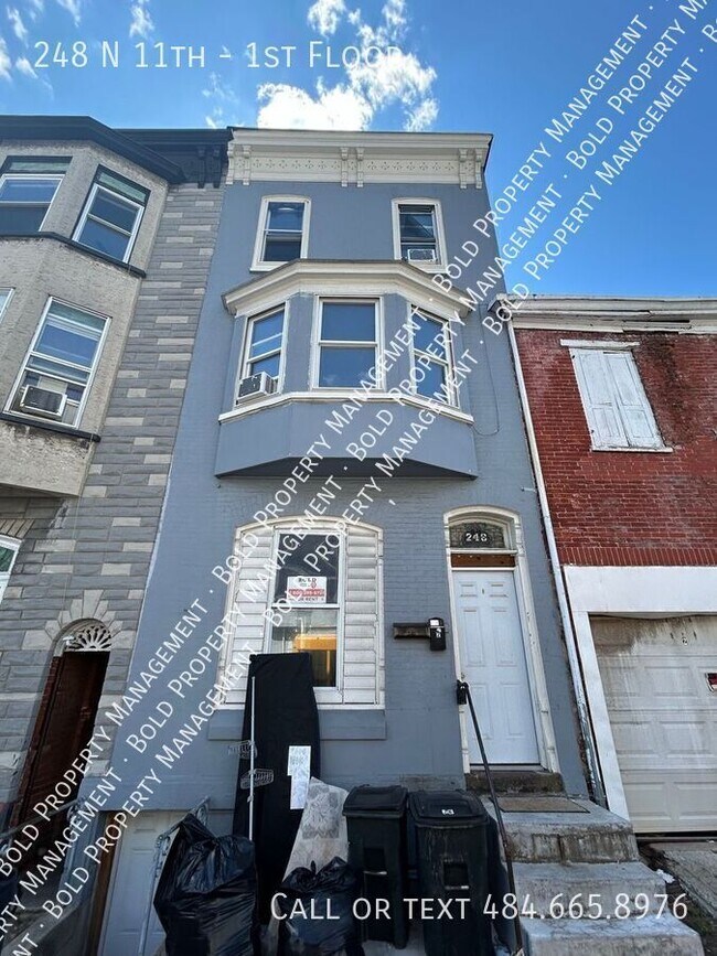 Building Photo - 248 N 11th-1st Floor