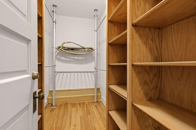 Building Photo - 115 Court St