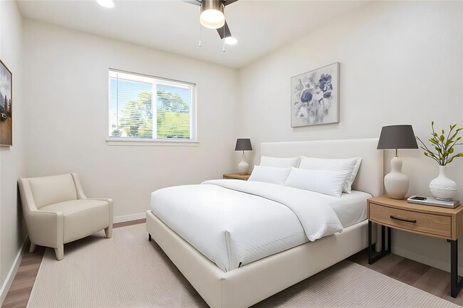 Building Photo - 4913 Hawk Cv