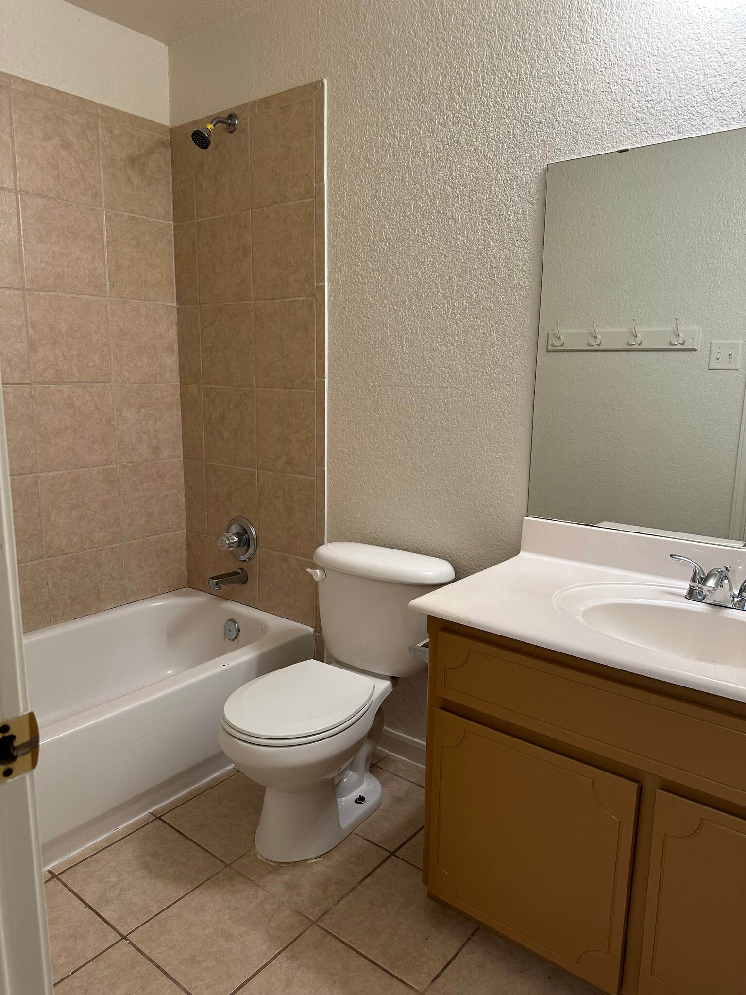 Building Photo - 409 Justin Ln