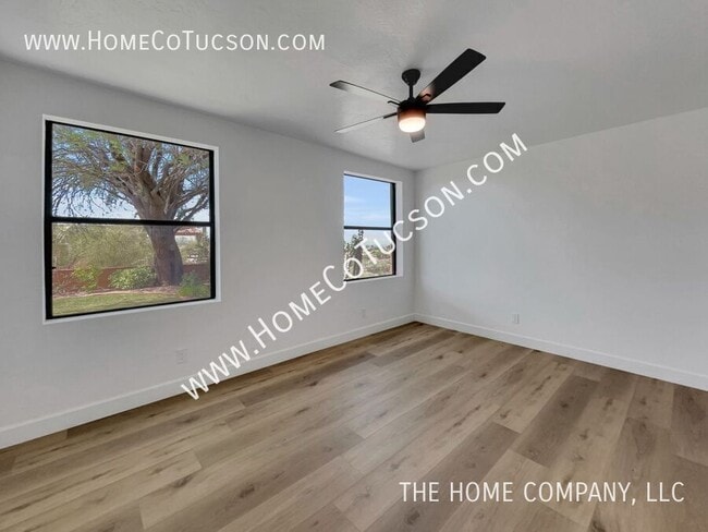 Building Photo - 5788 E Paseo Cimarron