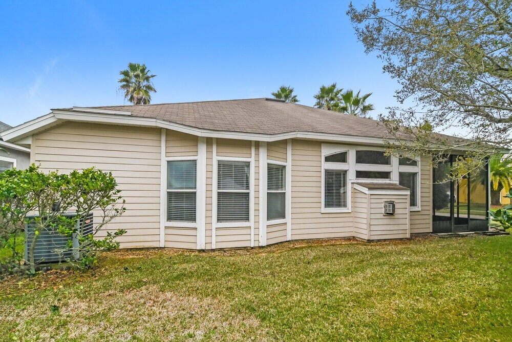 Building Photo - 1798 Chatham Village Dr