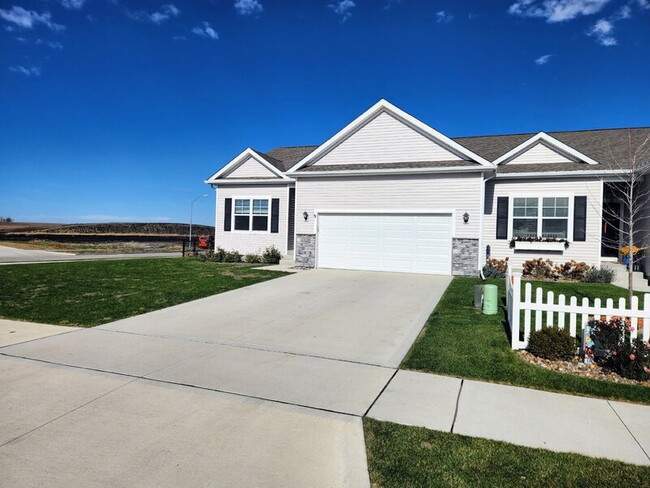 Primary Photo - 2124 NW 44th St