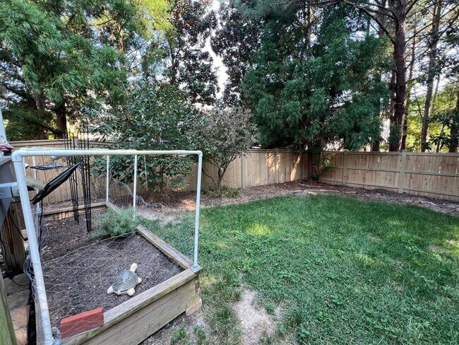 Building Photo - Gorgeous Custom Built 4BD, 3BA Holly Springs Home with Home Gym Setup and Fenced In Yard