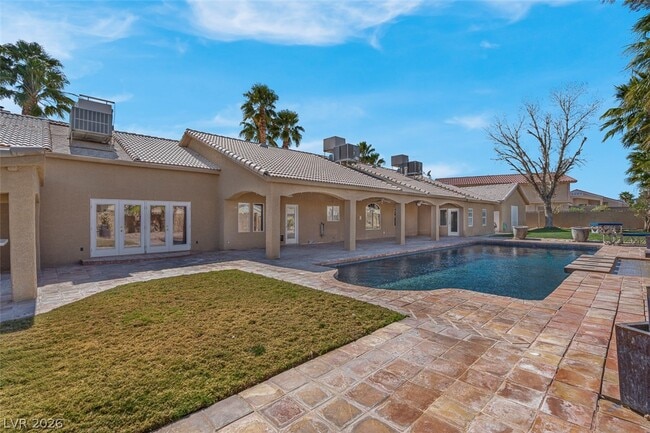 Building Photo - 9415 S Westwind Rd