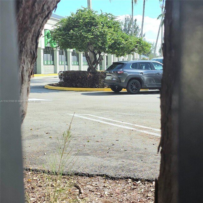 Building Photo - 14500 SW 88th Ave