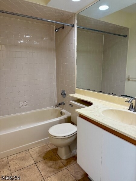 Building Photo - 809 Woodhaven Dr