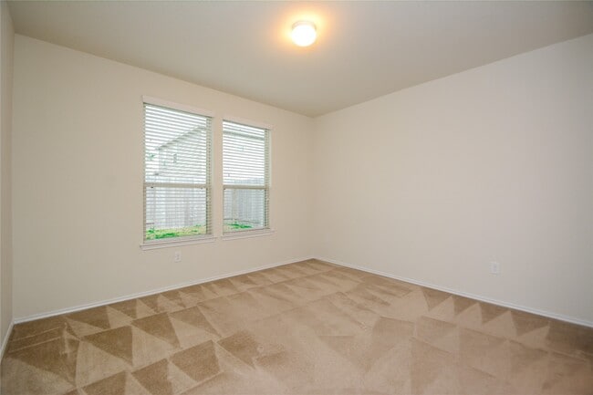 Building Photo - 4414 Iron Horse Dr