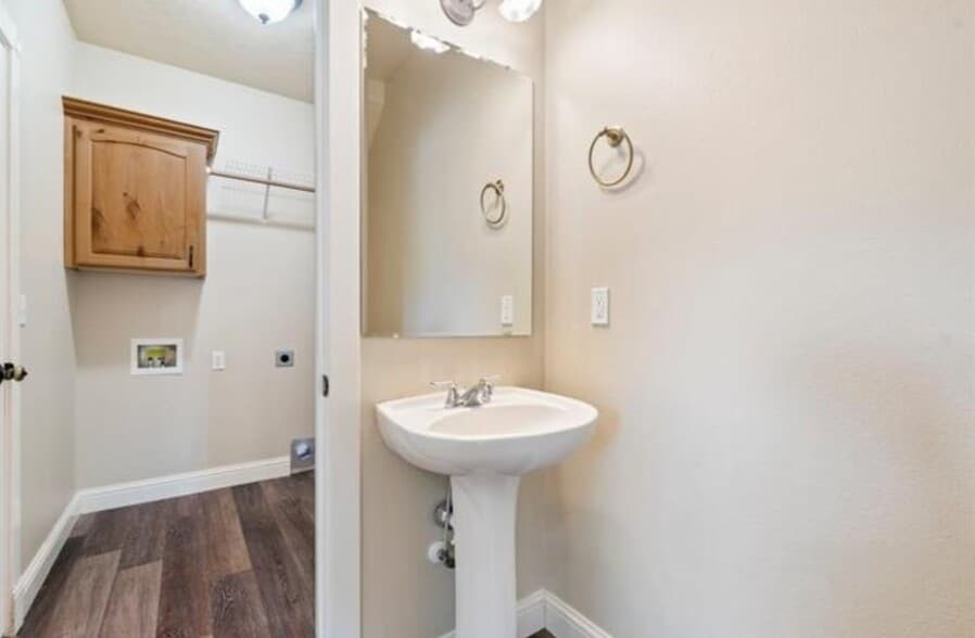 Building Photo - 5073 N Dove Ridge Pl