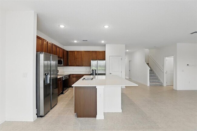 Building Photo - 251 Ballo Dr