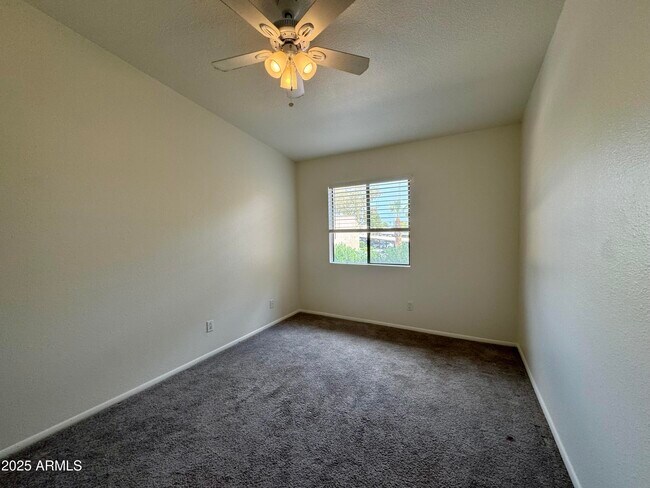 Building Photo - 7950 E Starlight Way