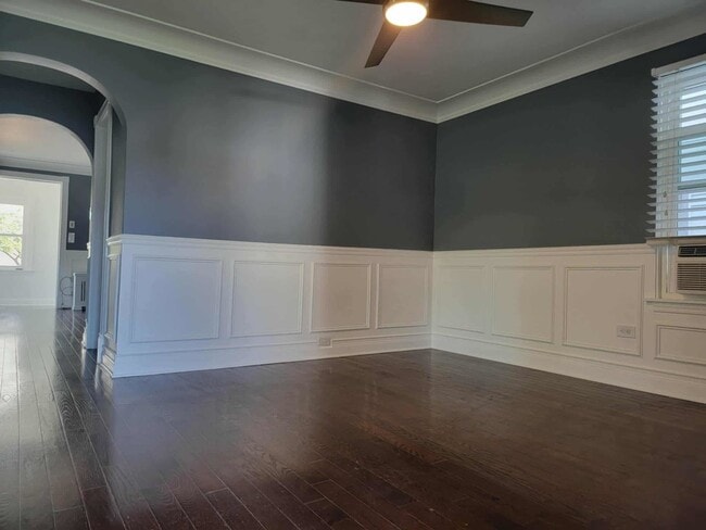 Building Photo - 4014 N Octavia Ave