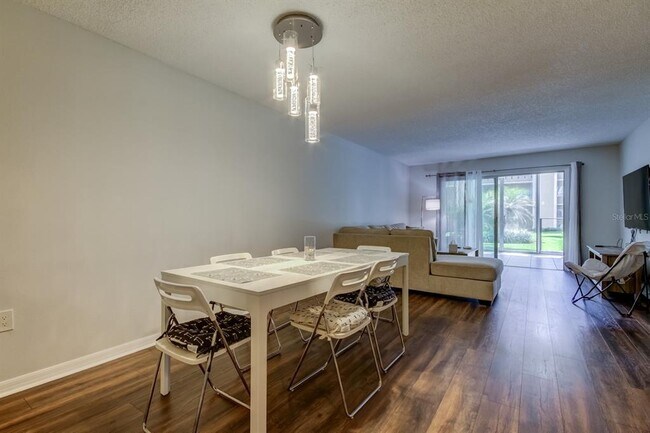 Building Photo - 90 S Highland Ave